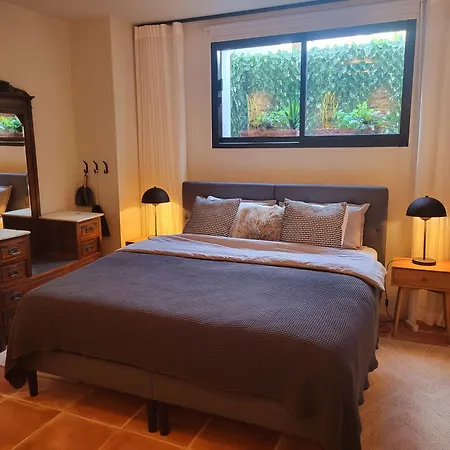 Casinha Antiga Historical Townhouse